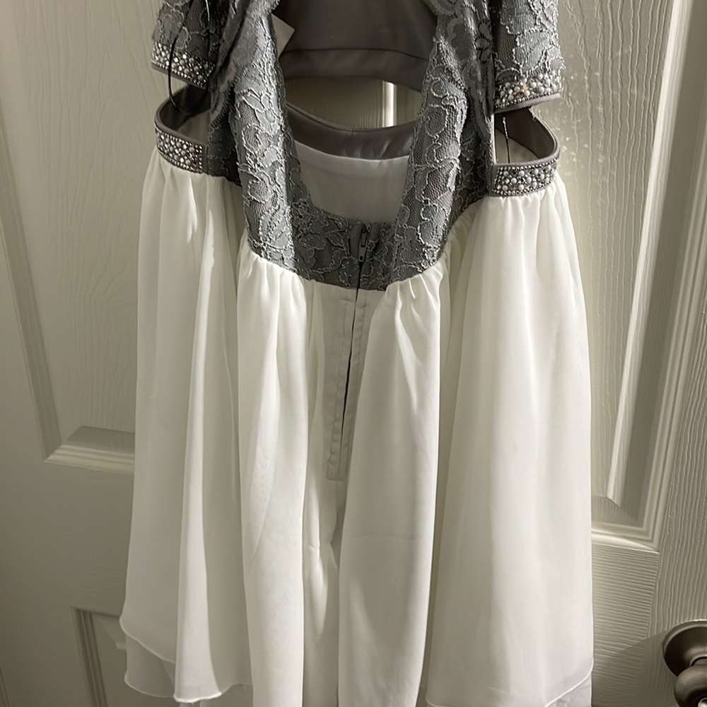 Speechless Spaghetti Strap Silver and white beaded dress, Girl's Junior Size 13 - Picture 7 of 13